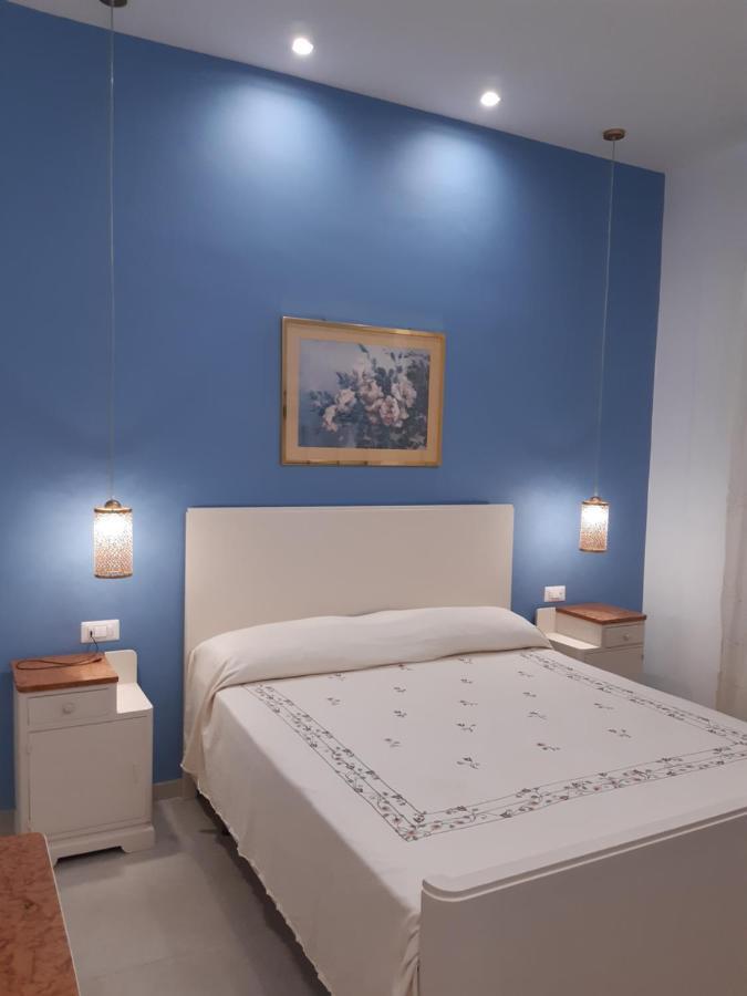 Casa Vacanze Rosa Aci Trezza Εξωτερικό φωτογραφία