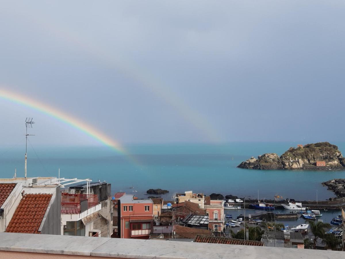Casa Vacanze Rosa Aci Trezza Εξωτερικό φωτογραφία