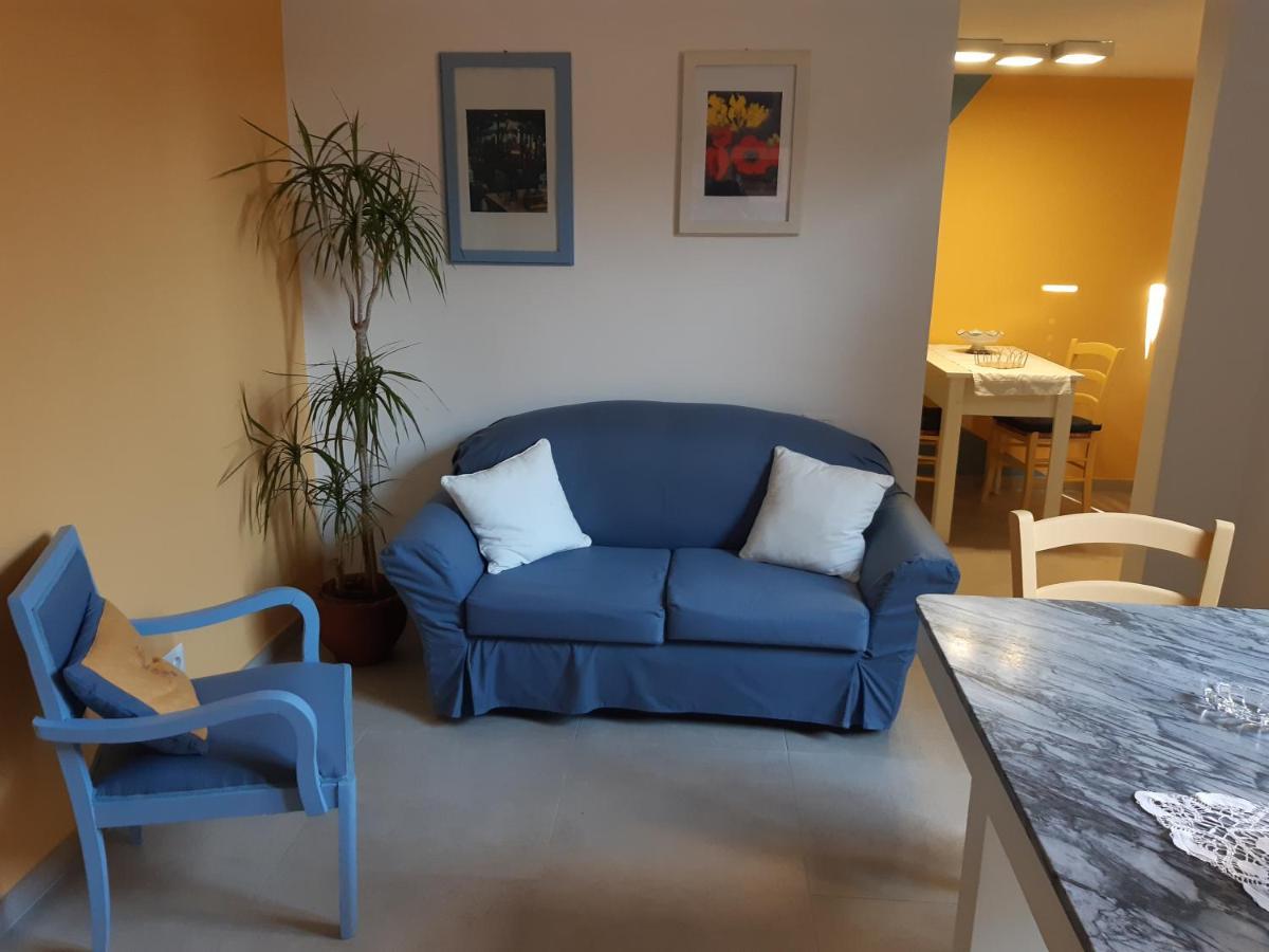 Casa Vacanze Rosa Aci Trezza Εξωτερικό φωτογραφία