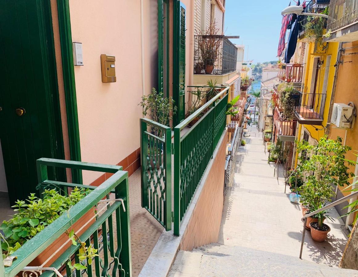 Casa Vacanze Rosa Aci Trezza Εξωτερικό φωτογραφία