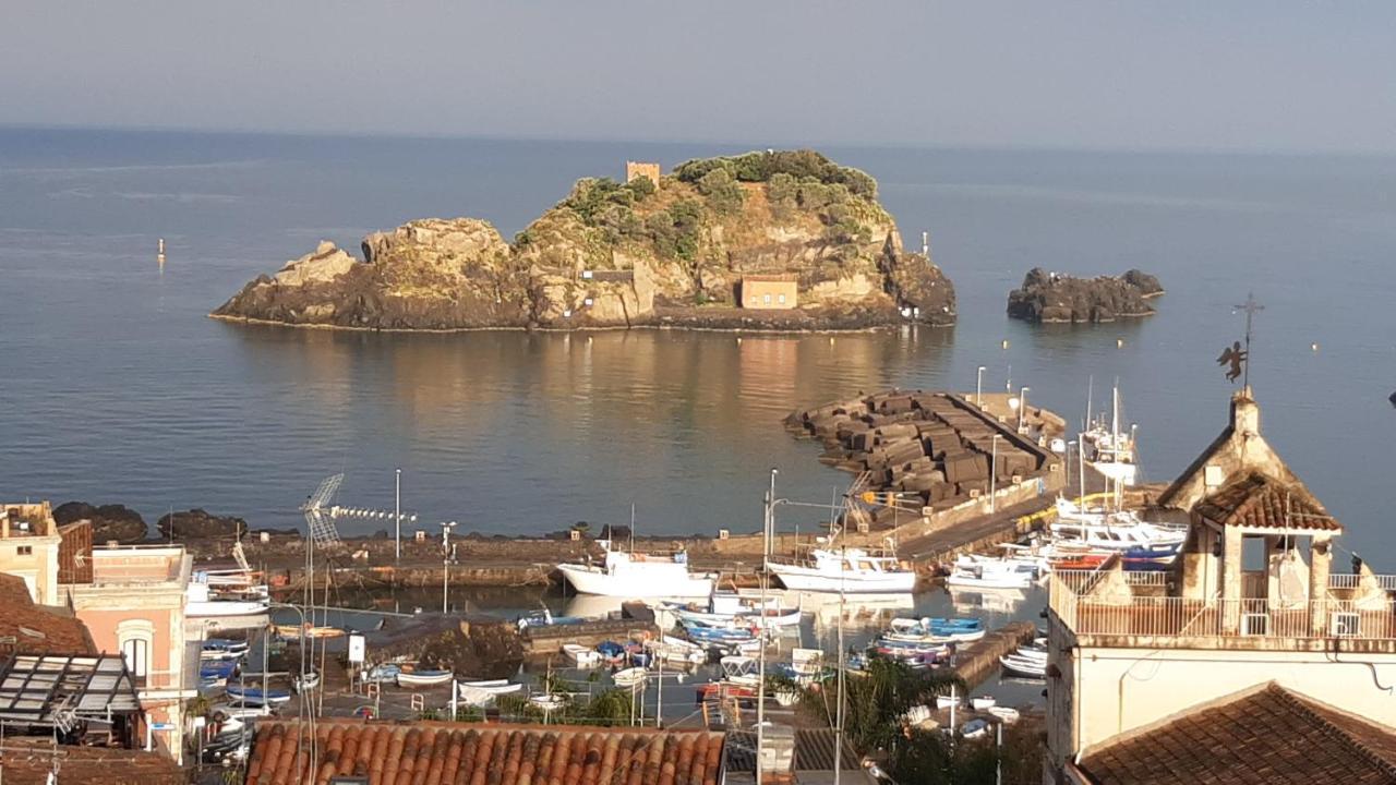 Casa Vacanze Rosa Aci Trezza Εξωτερικό φωτογραφία